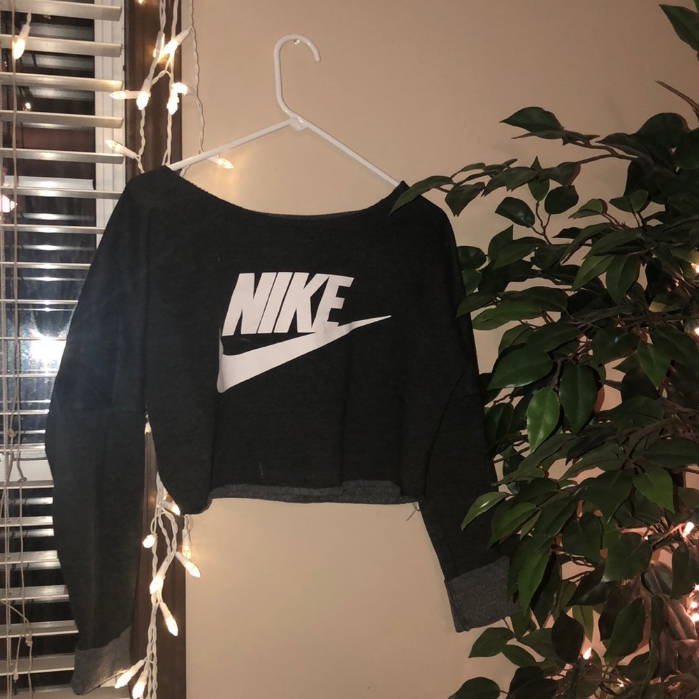 Grey Nike cropped Sweater